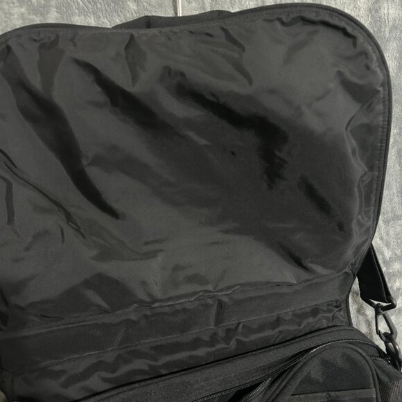 Jansport University Veritas Large Messenger Bag Black Unisex Briefcase - Picture 7 of 10